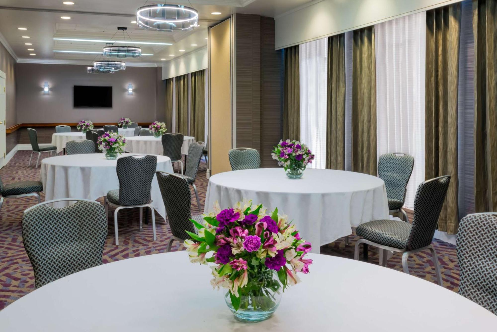 Hampton Inn & Suites Buffalo/Downtown מראה חיצוני תמונה