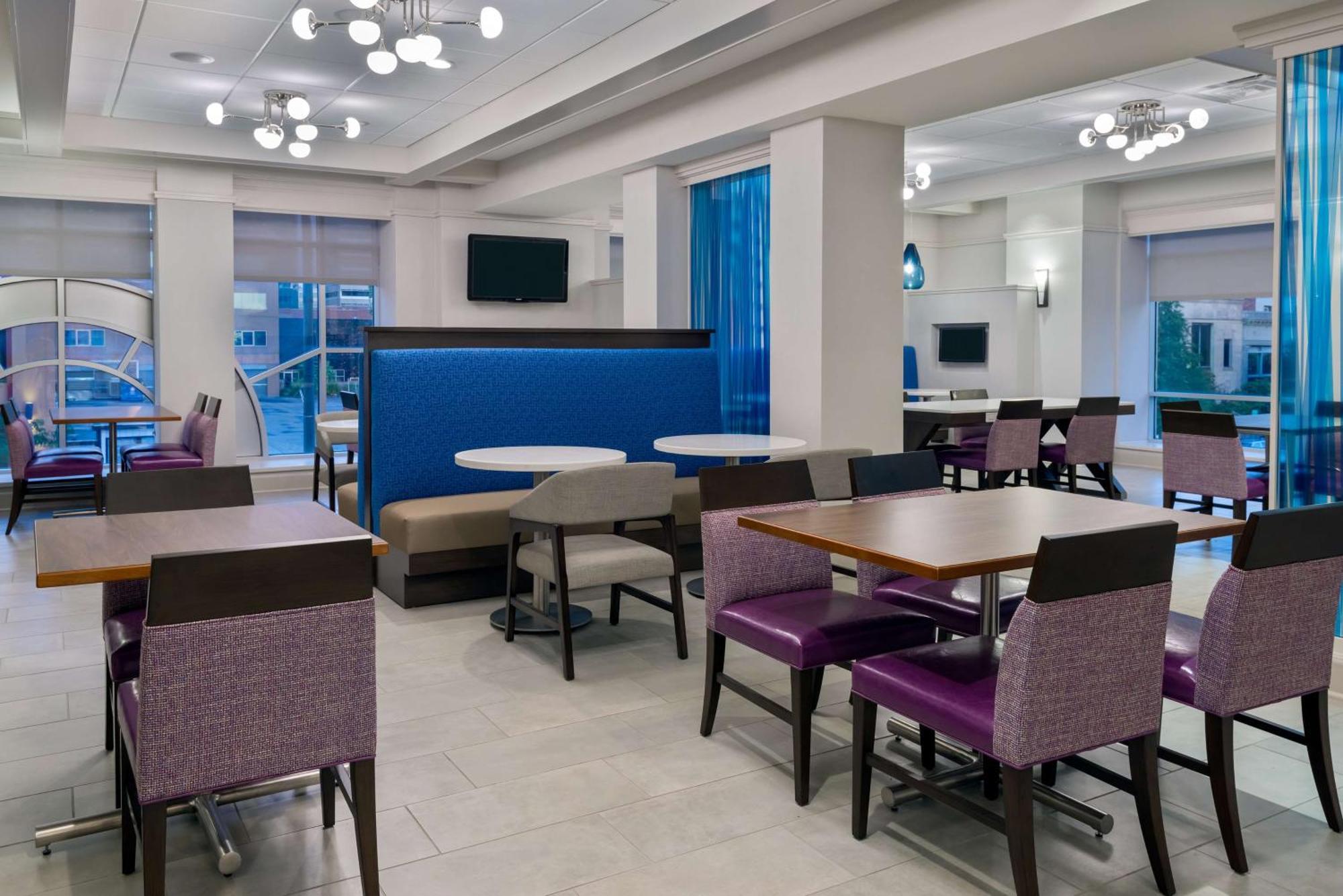 Hampton Inn & Suites Buffalo/Downtown מראה חיצוני תמונה